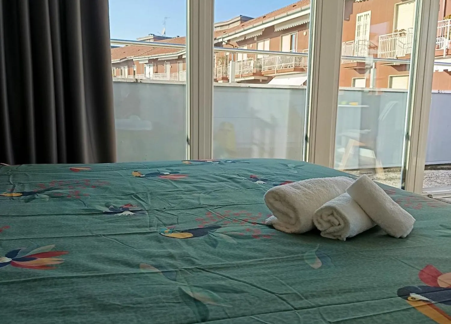 Bed & Breakfast Sky View Apartment With Swimming Pool, Ac, Wifi, M2 Milan Italy
