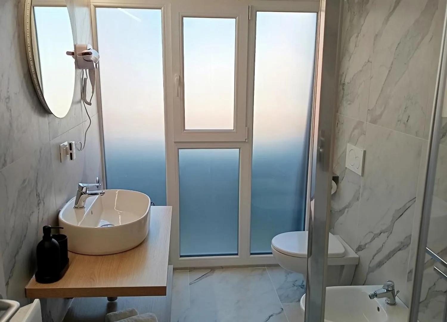 Bed & Breakfast Sky View Apartment With Swimming Pool, Ac, Wifi, M2 Milan