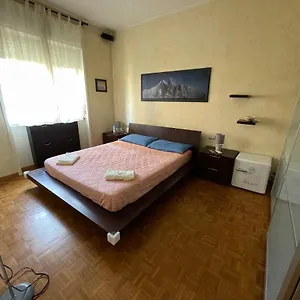 Bed & Breakfast Impeccable In Next To M1 Metro 10 Mins Away From Duomo Wi-fi Feel Like, Milano