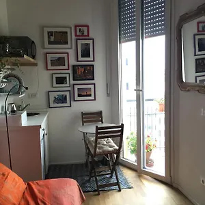 Bed & Breakfast Up To Seven, Milano